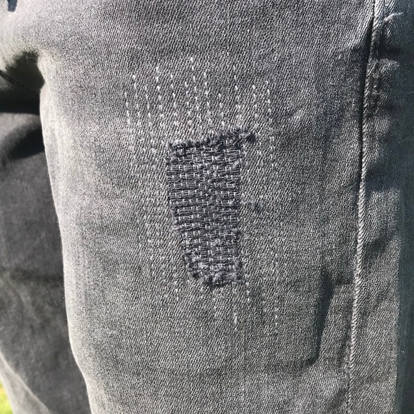 NWT Express slim jeans. 30 x 32 - Picture 2 of 6